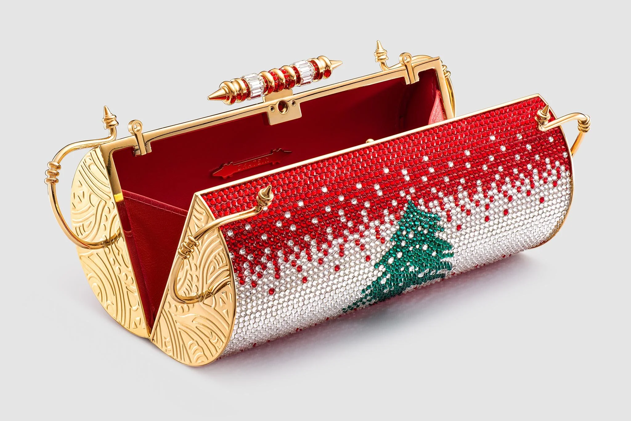okhtein-felucca-swarovski-clutch-lebanon-edition-open-product-photographer-in-egypt.jpg