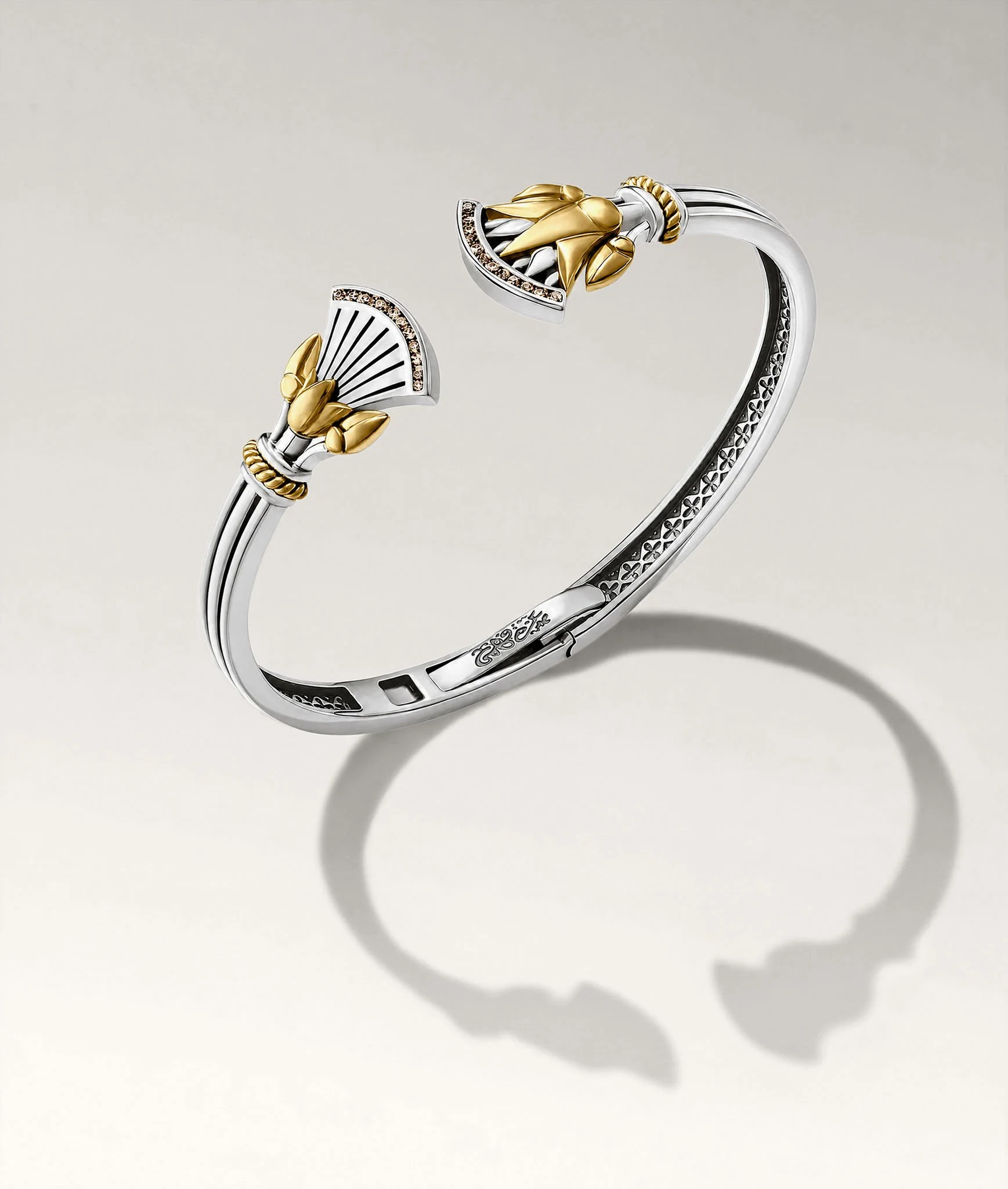silver-gold-cuff-bracelet-jewelry-photographer-egypt.jpg