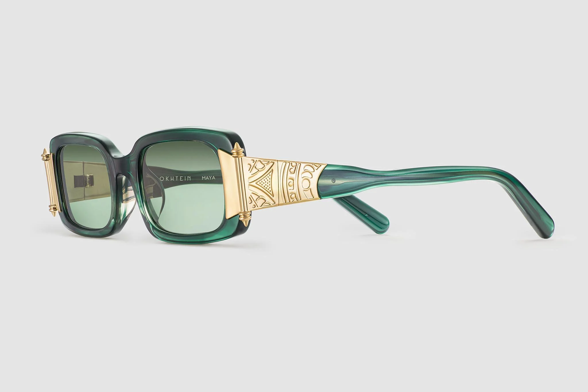 okhtein-maya-shades-angle-green-product-photographer-in-egypt.jpg