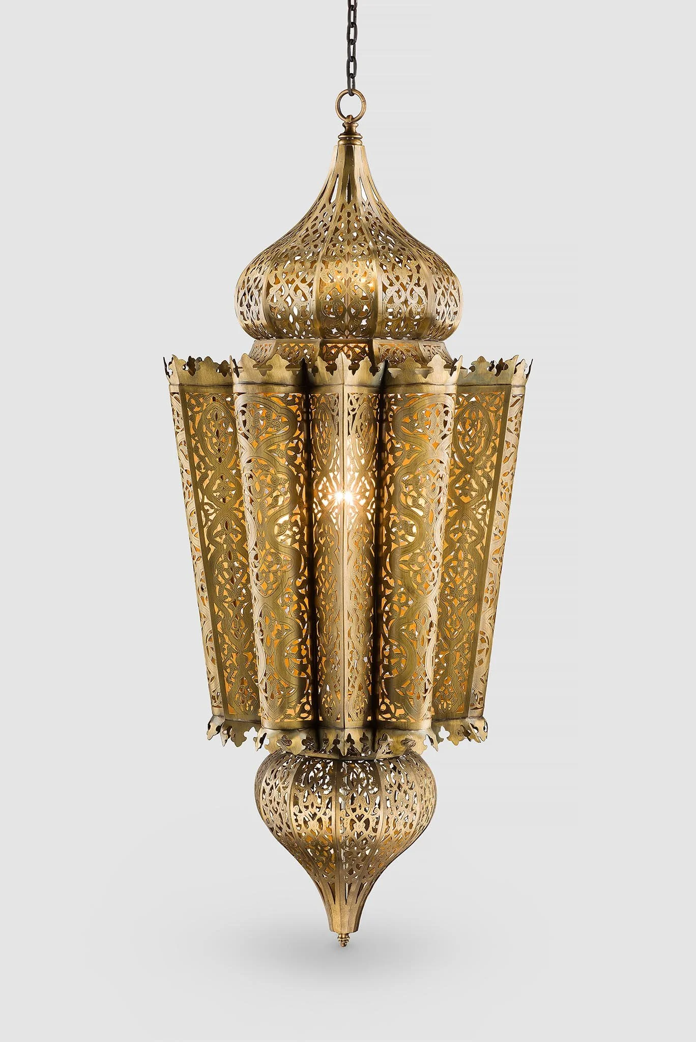 ali-wafa-handcrafts-moroccan-hanging-lantern-product-photographer-egypt.jpg