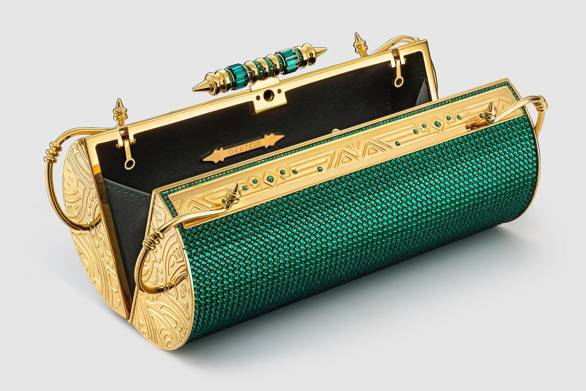 okhtein-felucca-swarovski-clutch-open-product-photographer-in-egypt.jpg