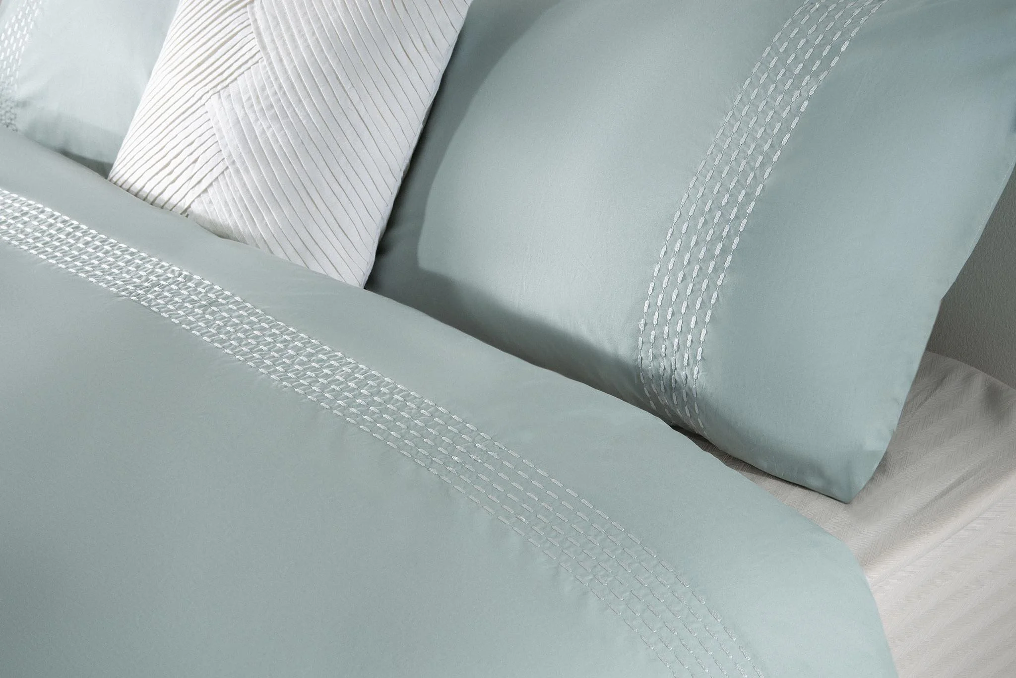 lilly-home-luxury-bed-linen-close-up-product-photographer-in-egypt.jpg