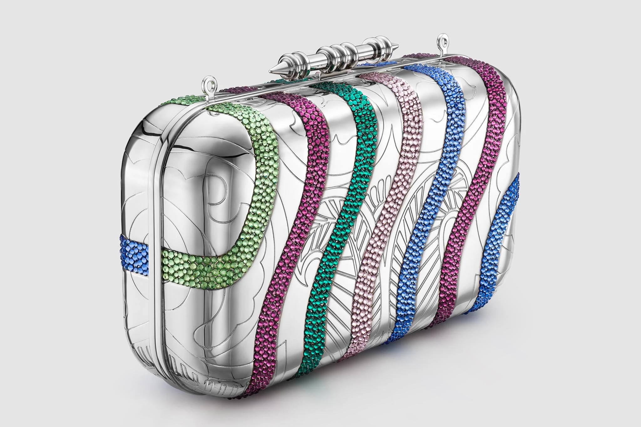 okhtein-sahra-clutch-angle-product-photographer-in-egypt.jpg