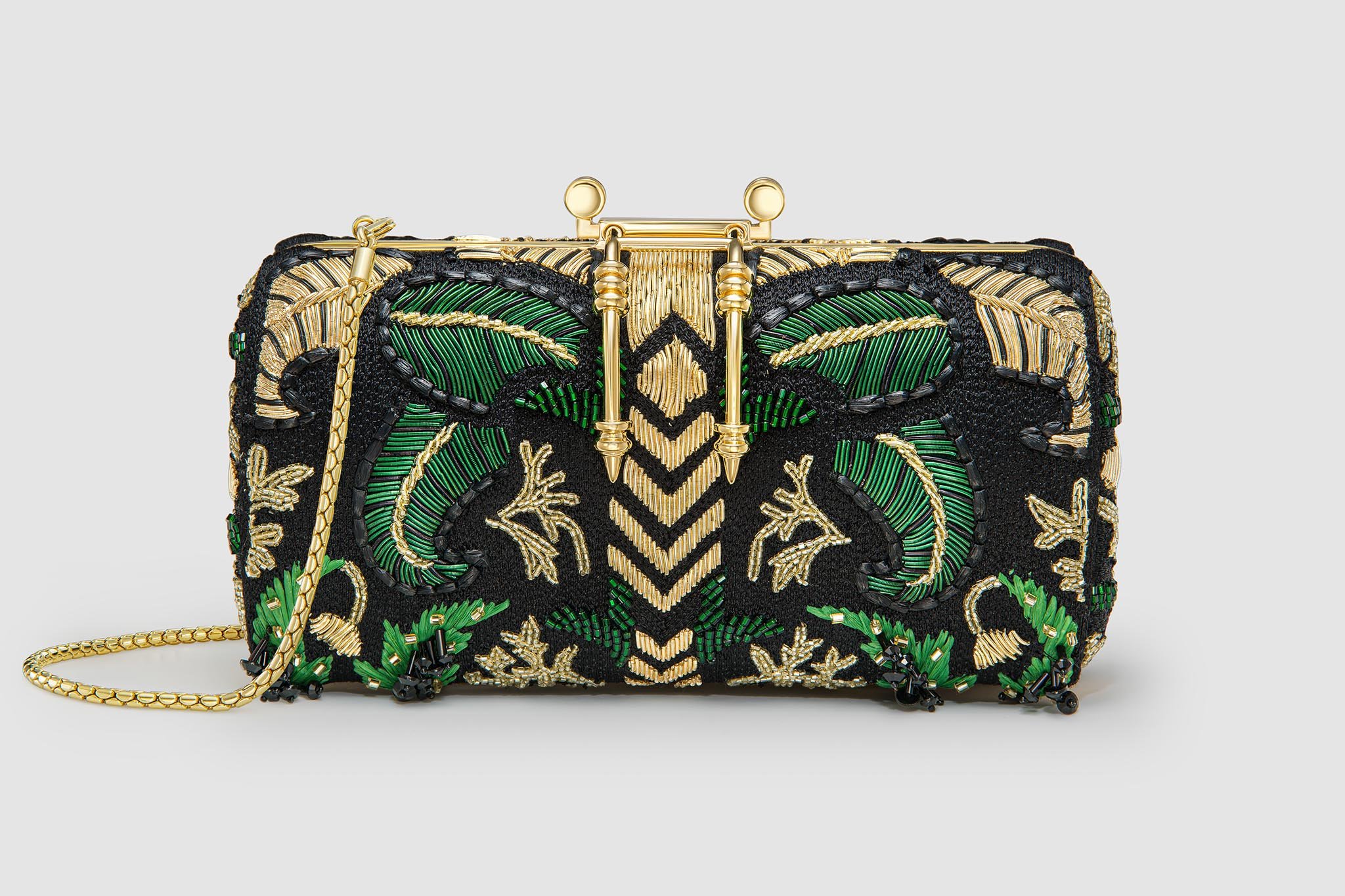 okhtein-soiree-embroidered-clutch-front-product-photographer-in-egypt.jpg