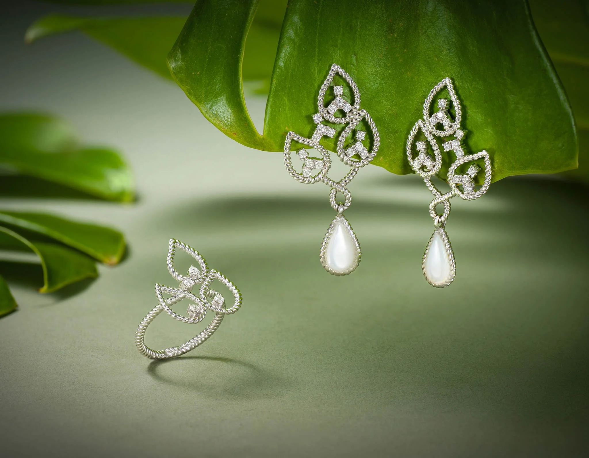 silver-pearl-earrings-ring-asseel-jewelry-photographer-egypt.jpg
