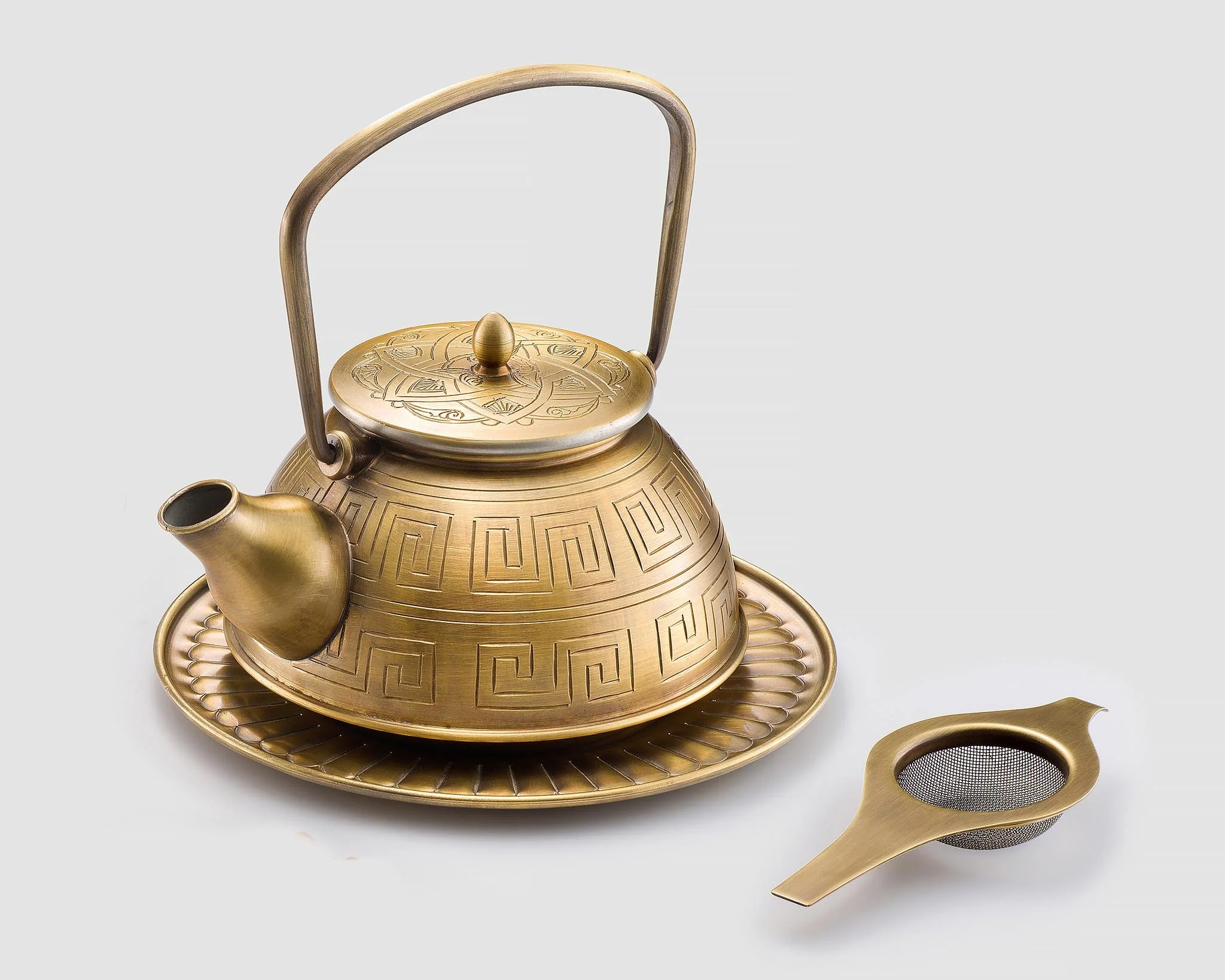 ali-wafa-handcrafts-brass-arabic-kettle-product-photographer-egypt.jpg