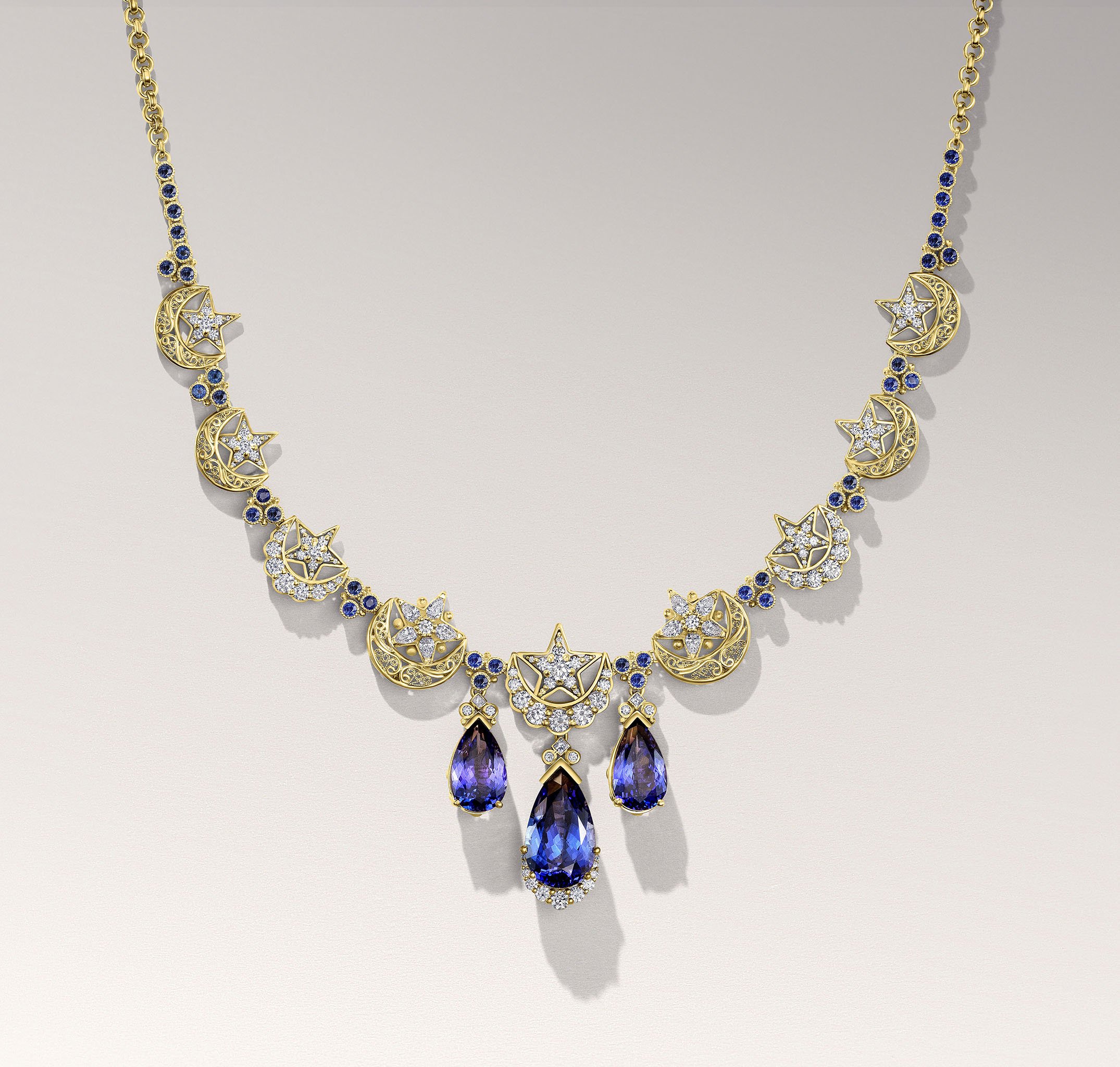 blue-gemstone-necklace-azza-fahmy-jewelry-photographer-egypt.jpg