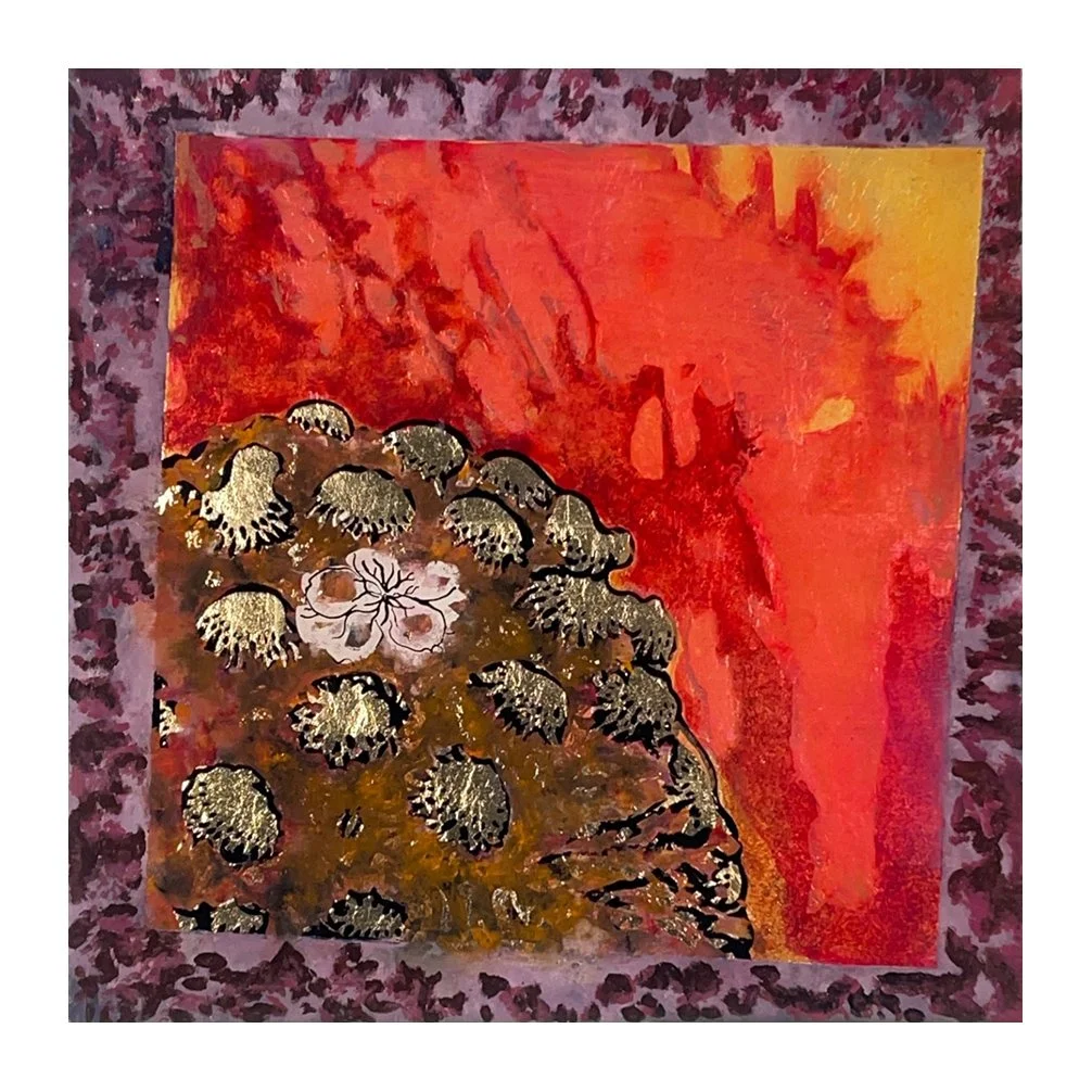 Golden Bloom
30 x 30 cm
Reverse glass painting with gold leaf
2025