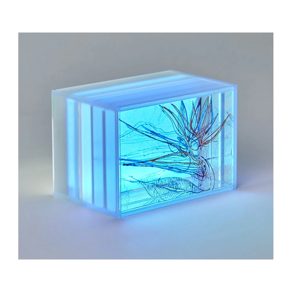 Helen Brough _ spectroscopic Continuum _15_13 x 8 x 9 cm _2024_side view_left.jpg