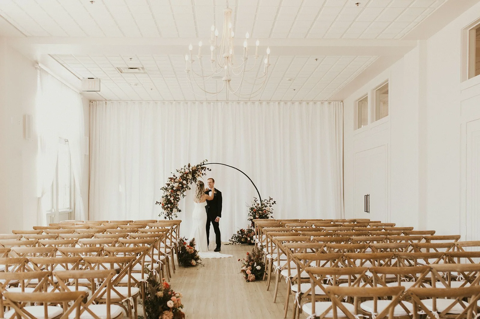 Photo By The Love Wigs