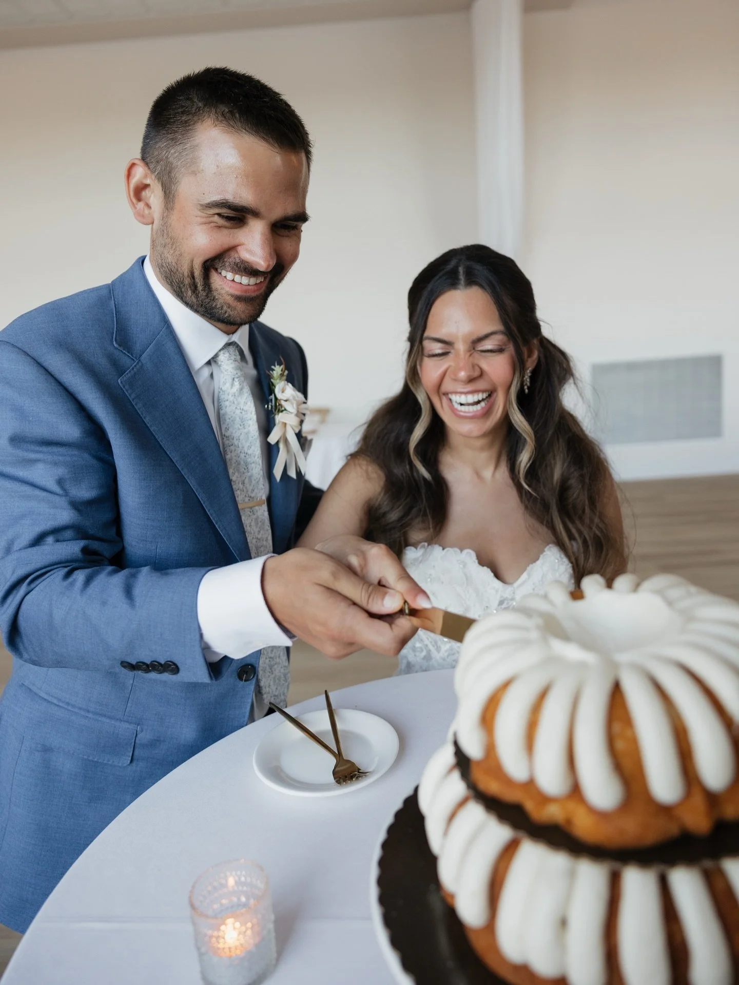 @nothingbundtcakes + @brustersfresh is an elite dessert combo🍰🍨