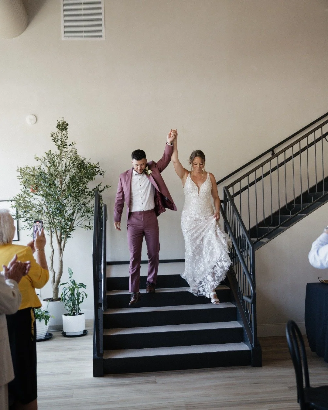 10/10 recommend watching (and rating 👀) your bridal party entrances - guaranteed laughs the rest of the night!😂✨

venue: @arborvenues @thearborloft 
photographer: @valeriemariephotography_
planner: @stattevents
videographer: @valeriemariephotograph