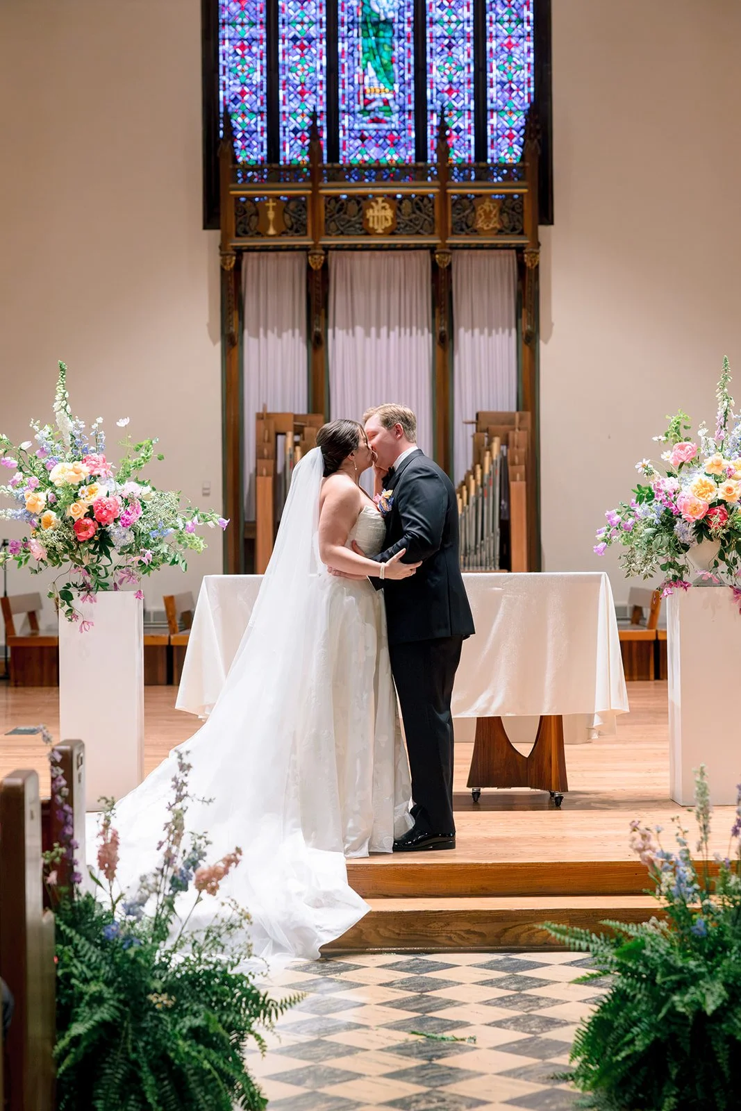 JennaBrodyWedding_Arbor_Loft-273.jpg