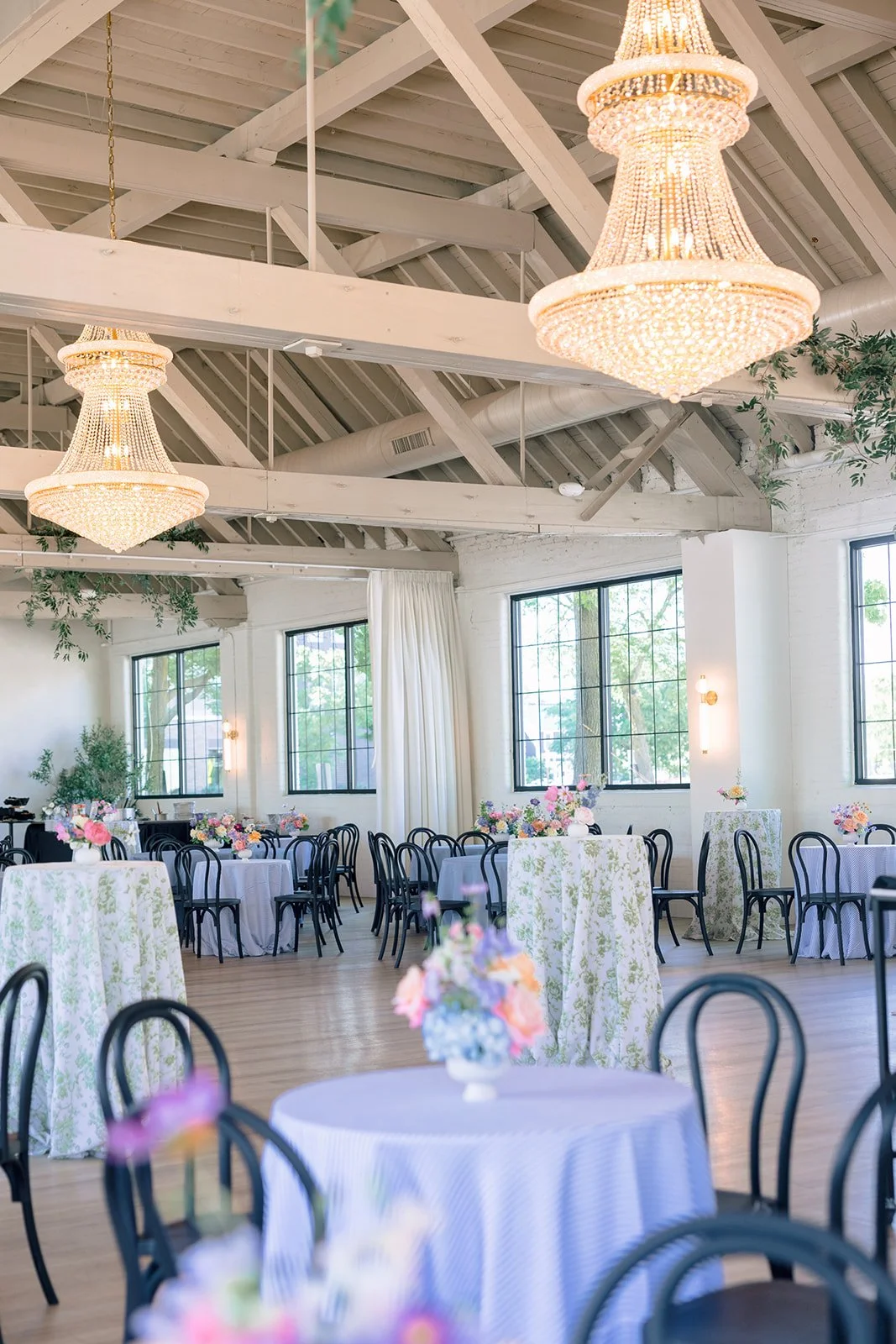 Jenna &amp; Brody’s Romantic Rochester Wedding
