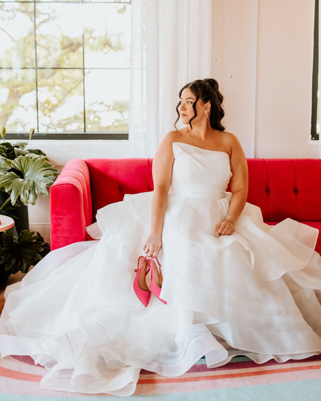 the prettiest place to start the day🌸🎀

venue: @arborvenues @thearborloft 
photographer: @honesttogoodnessphotos
florist: @@eriewayflowers
hair &amp; makeup: @makeupbyeilish + Jenna Antos