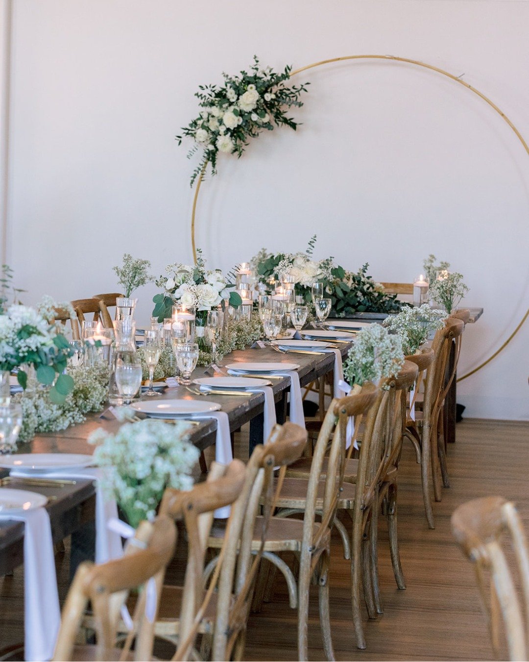 the dance floor is calling🖤🪩

venue: @arborvenues @arborattheport
photographer: @tpi_photography
videographer: @barnumfilms
florist: @wildflowerbysimplyevents_
hair &amp; makeup: @beautybybridgetmua + Alexa Tonas
dj/band: @encoreevents
rentals: @ag