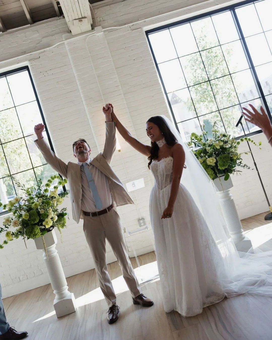 the pure love coming from this ceremony🤟🤍

venue: @arborvenues @thearborloft
photographer: @lillyloreenphoto
florist: @stacykfloral
hair &amp; makeup: @hairbyjessicashade | @_artistrybyalexa
dj: @encoreevents
catering: @avvino | @getcakedroc