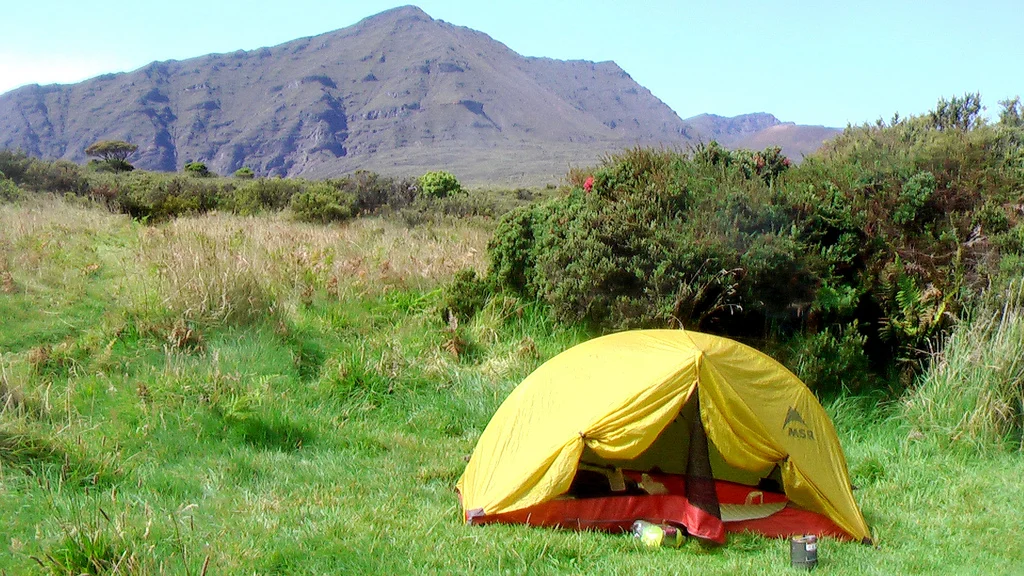 tent - Kaupo Gap - Haleakala volcano, Maui.jpg
