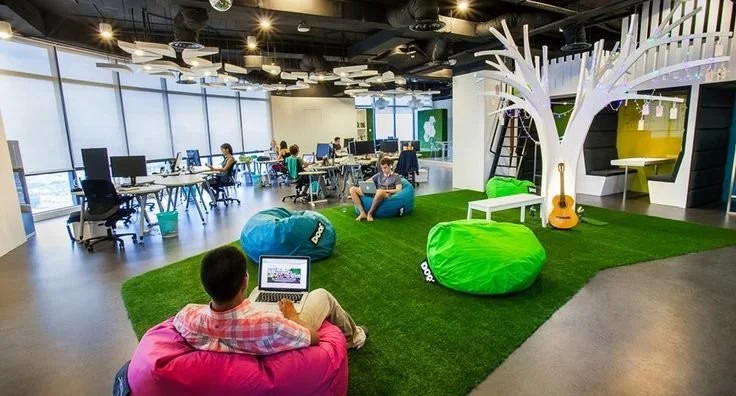 Are you Selling a Company Culture or Air Hockey?