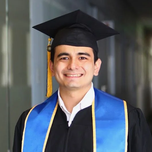 Cyrus Tau