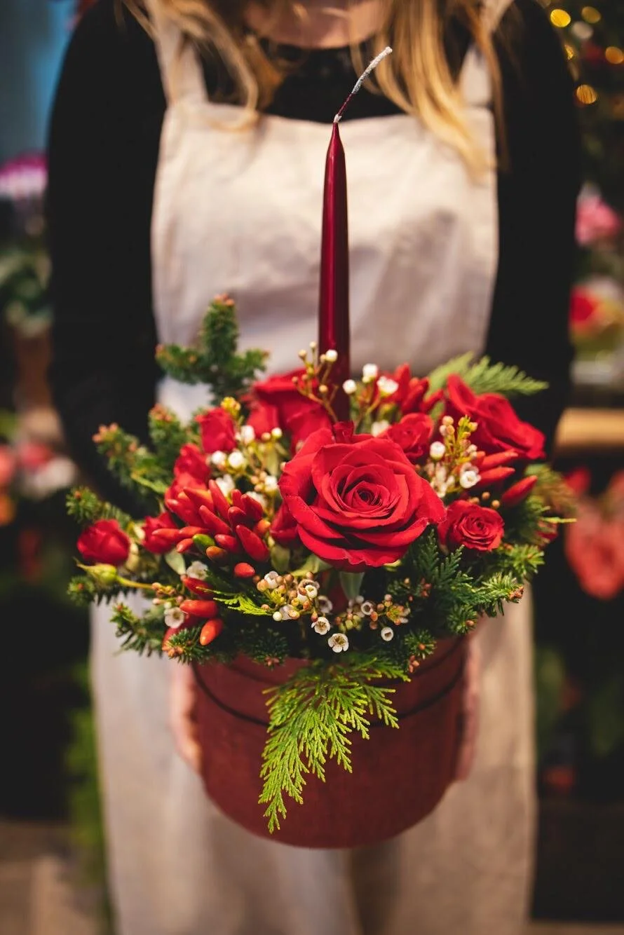 Centrotavola Natalizio in cappelliera rossa