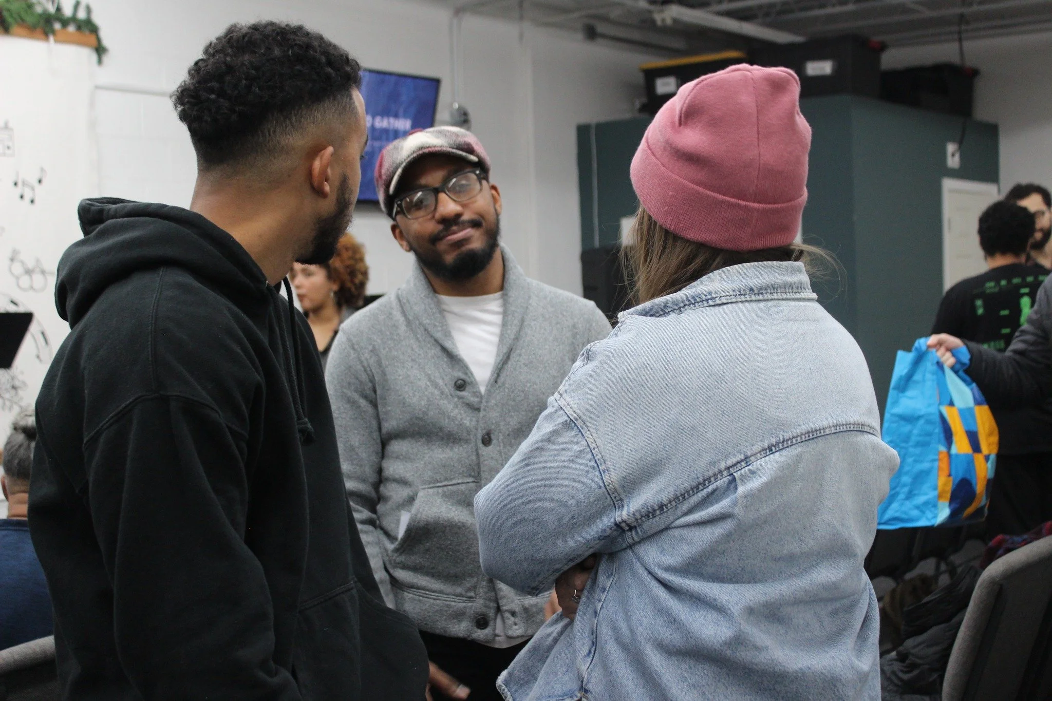 Come join us as we build a kingdom family that displays the love of Jesus in the Bronx. 
#fordham #bronx #churchfamily #fam&iacute;lia #love