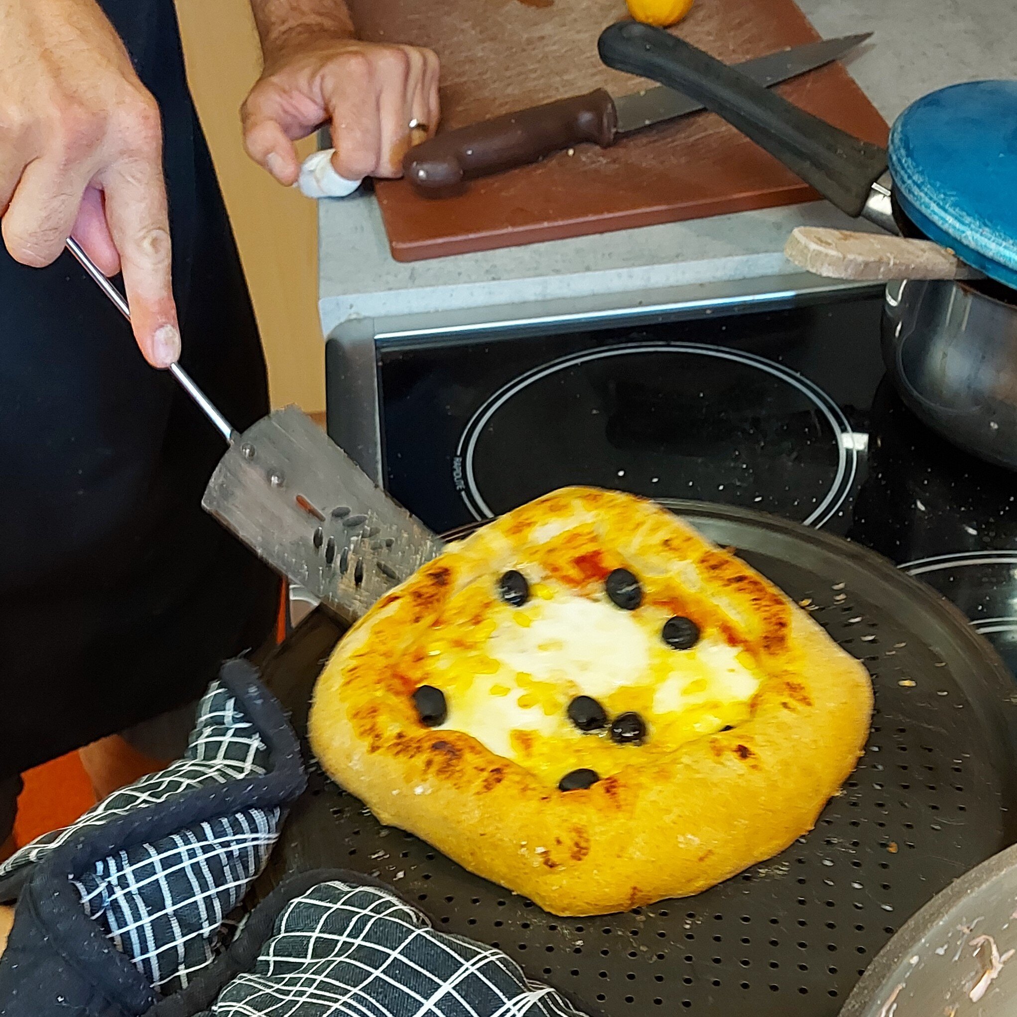 pizza cooking.jpg