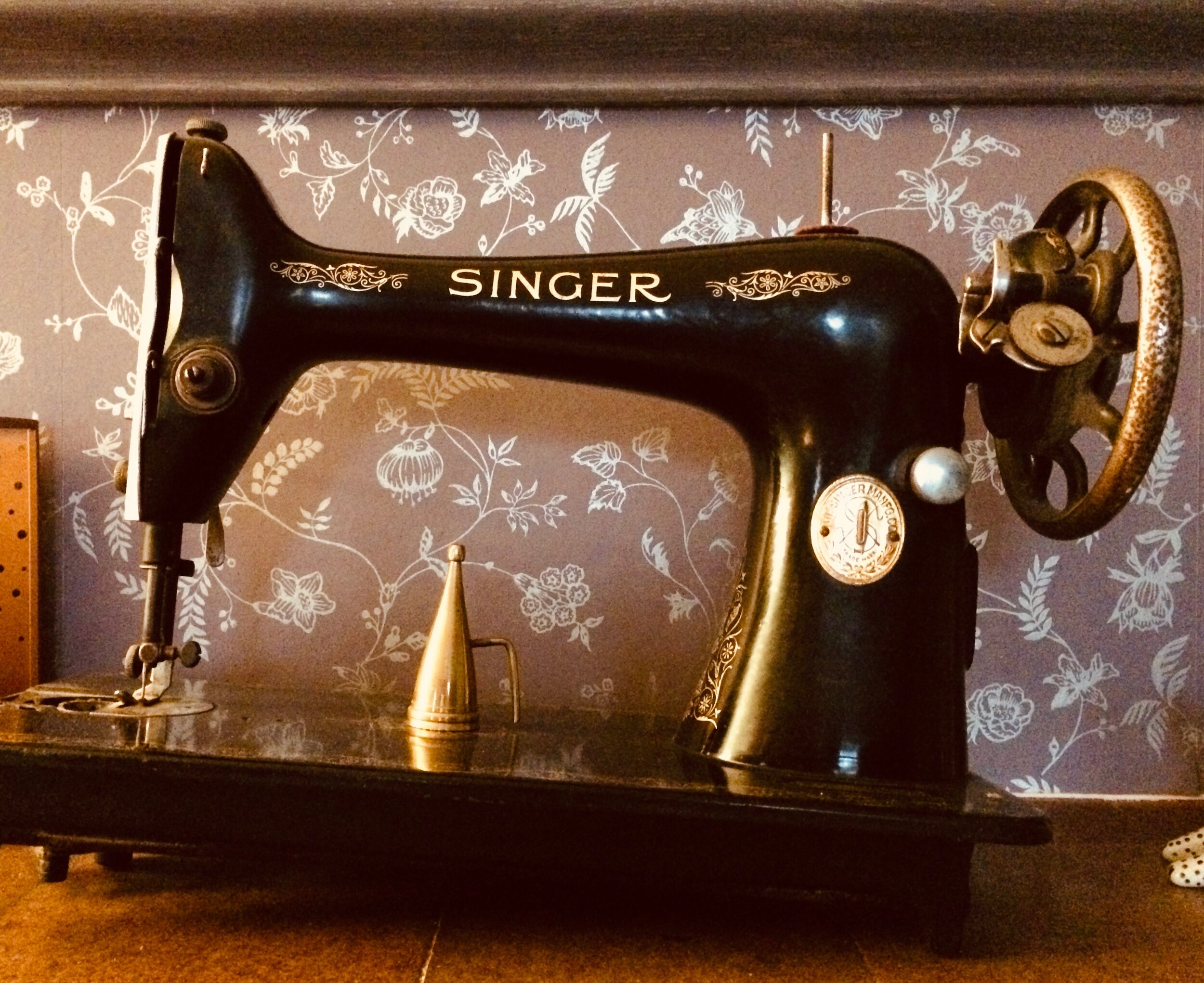 Vintage_sewing_machine _Trudi_Murray.jpeg