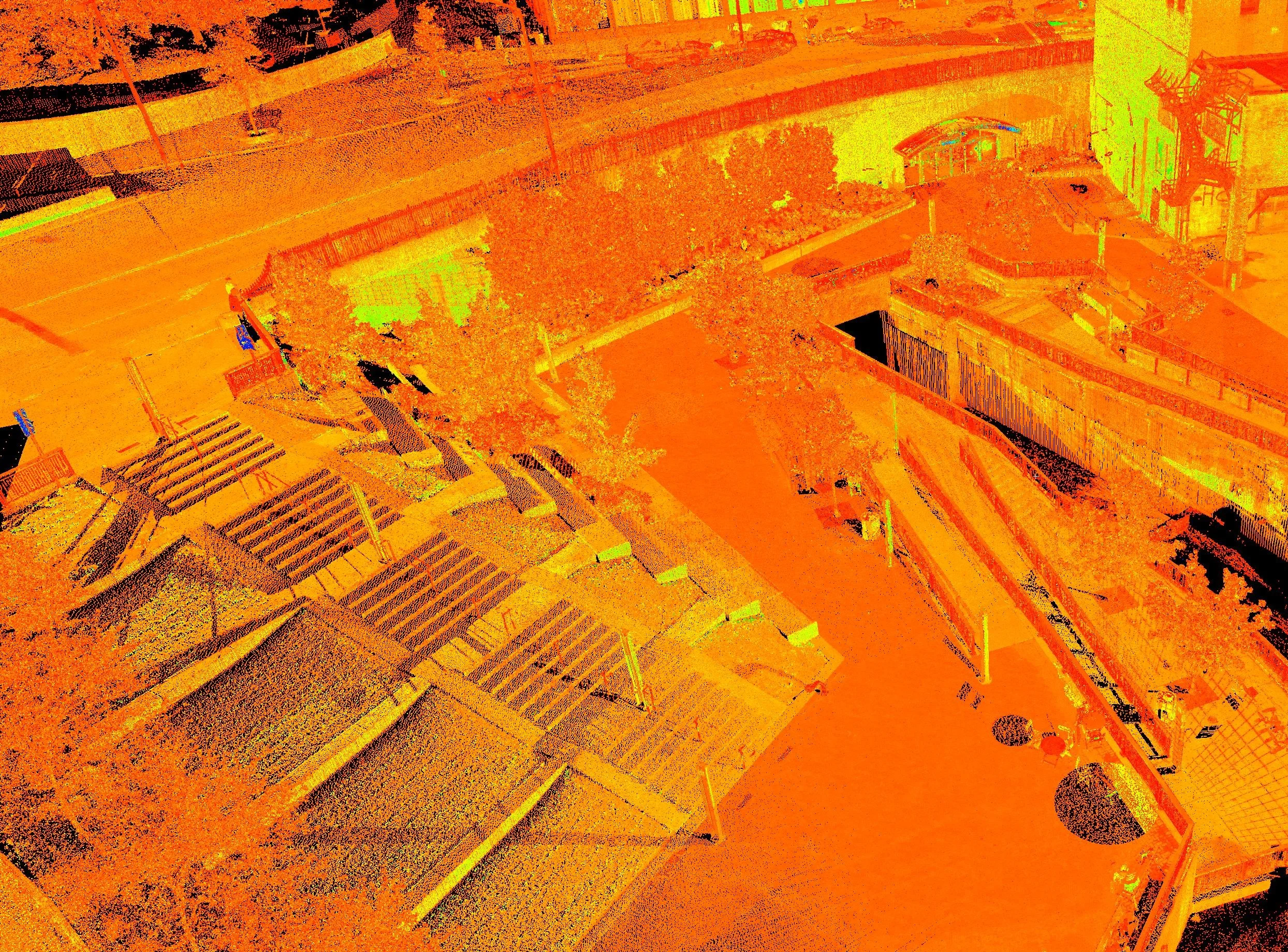 Courtyard 4 no color - Post 1.jpg