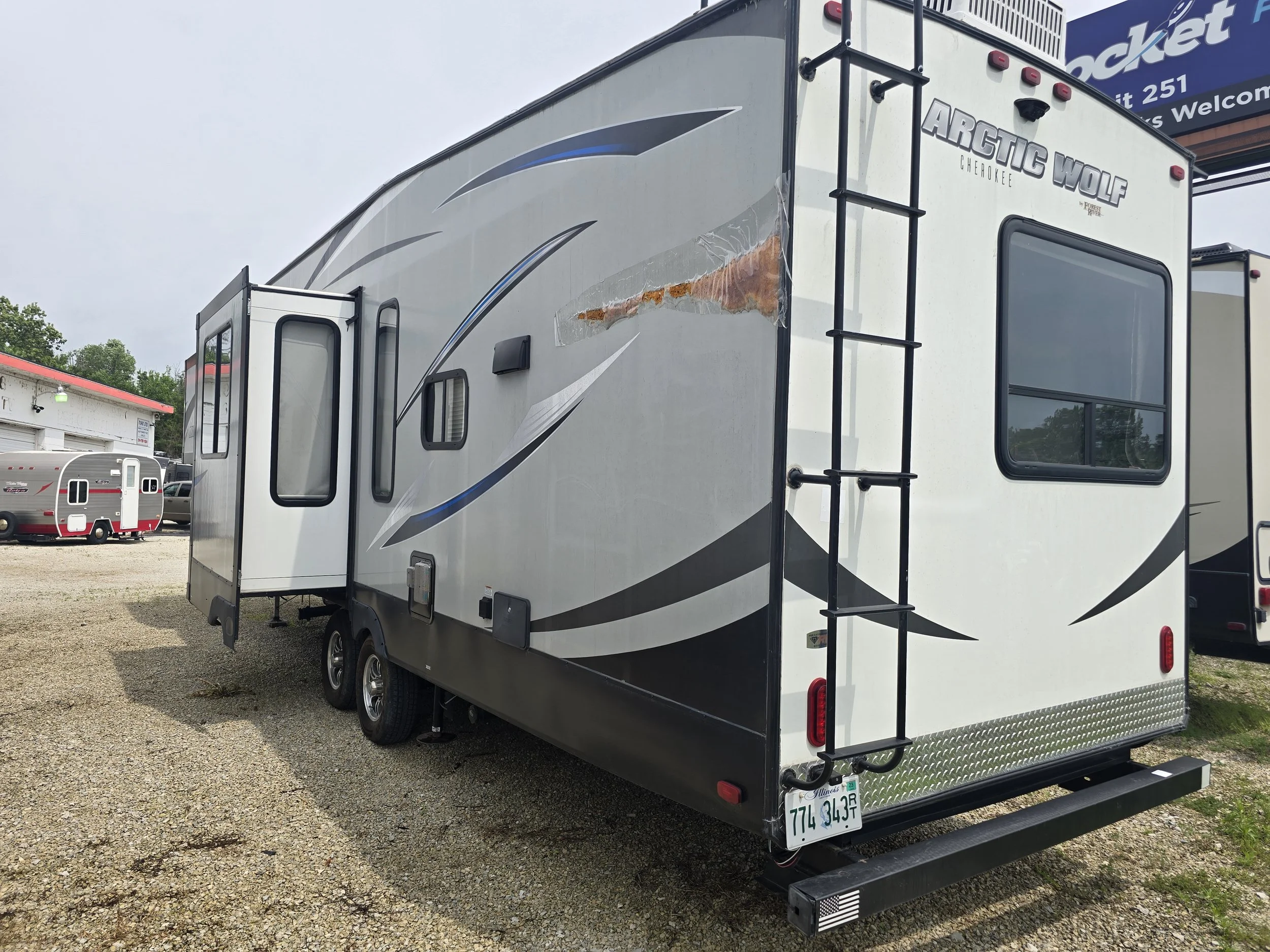 1000015013.jpg