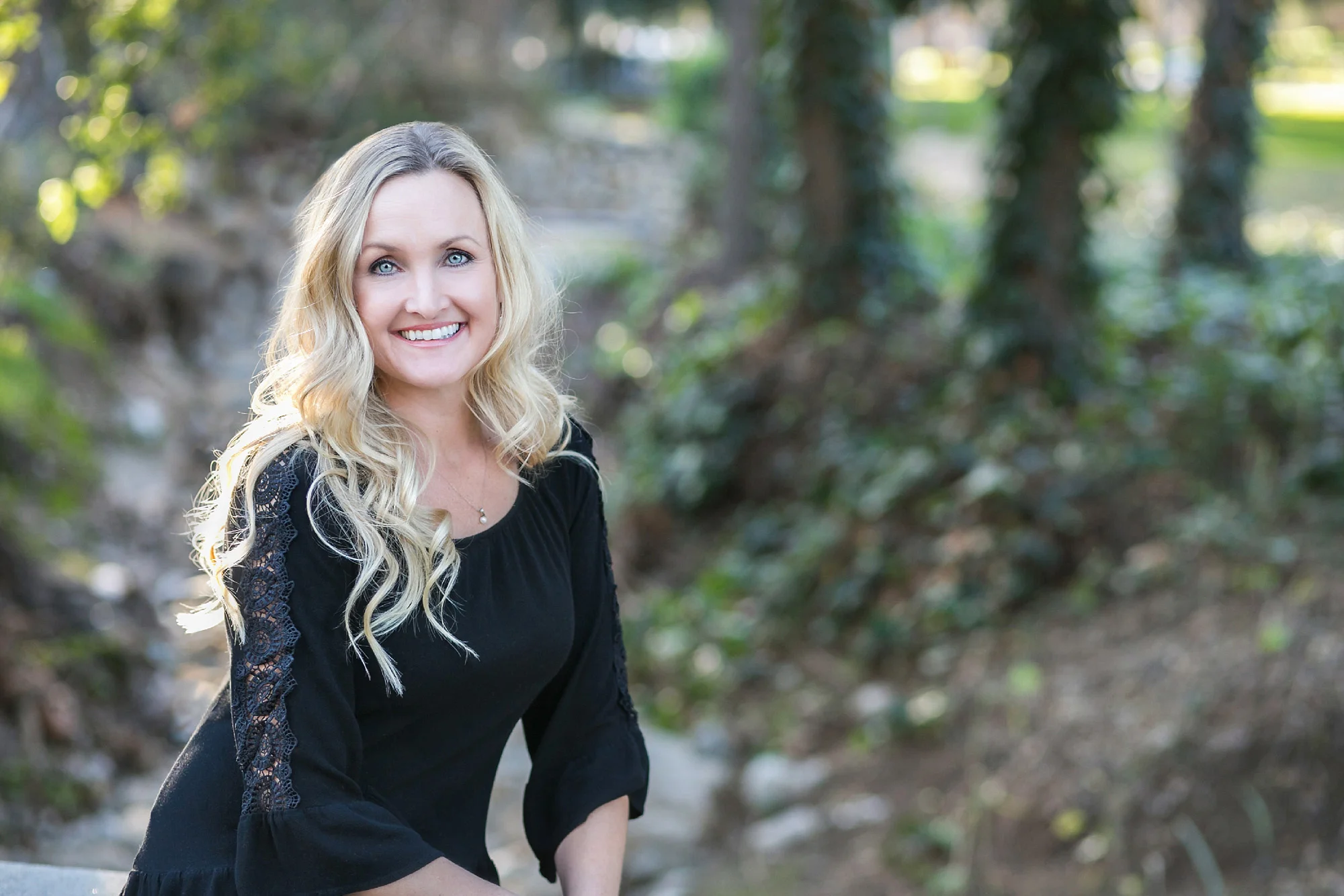redlands-business-branding-headshot-carrievines-web.jpg