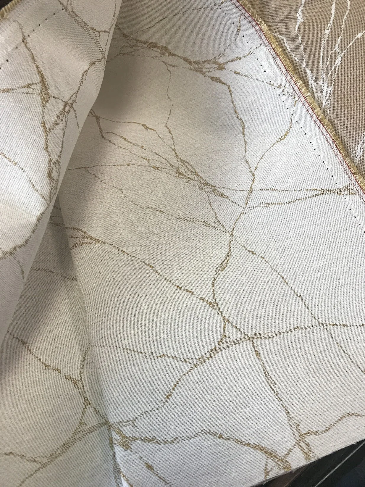 T S H : Sourcing | Marble Jacquard