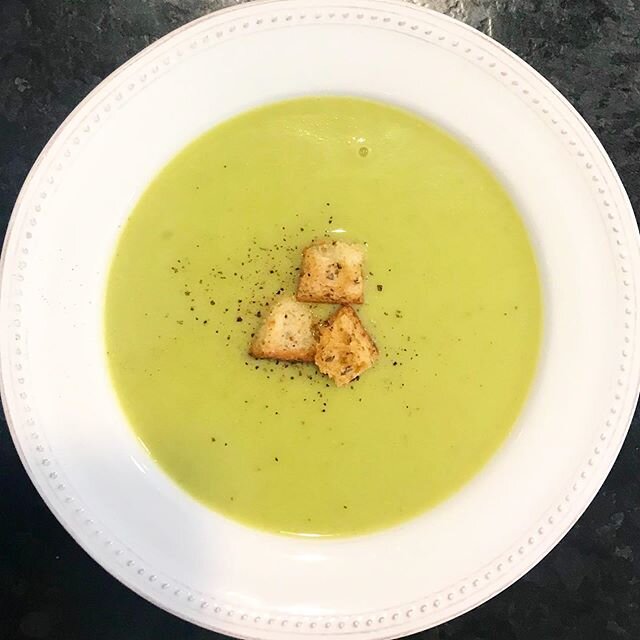 &ldquo;With lots of extra time, I&rsquo;ve been cooking more and came up with this delicious soup recipe.&nbsp;Hope you enjoy&rdquo; - Lea⁣
⁣
Asparagus Soup⁣
⁣
Ingredients:⁣
1 bundle large asparagus⁣
10 mini yellow potatoes ⁣
1 Vidalia onion⁣
1 tsp c