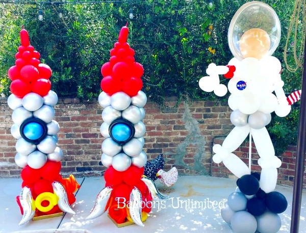 A balloon astronaut and its spaceships