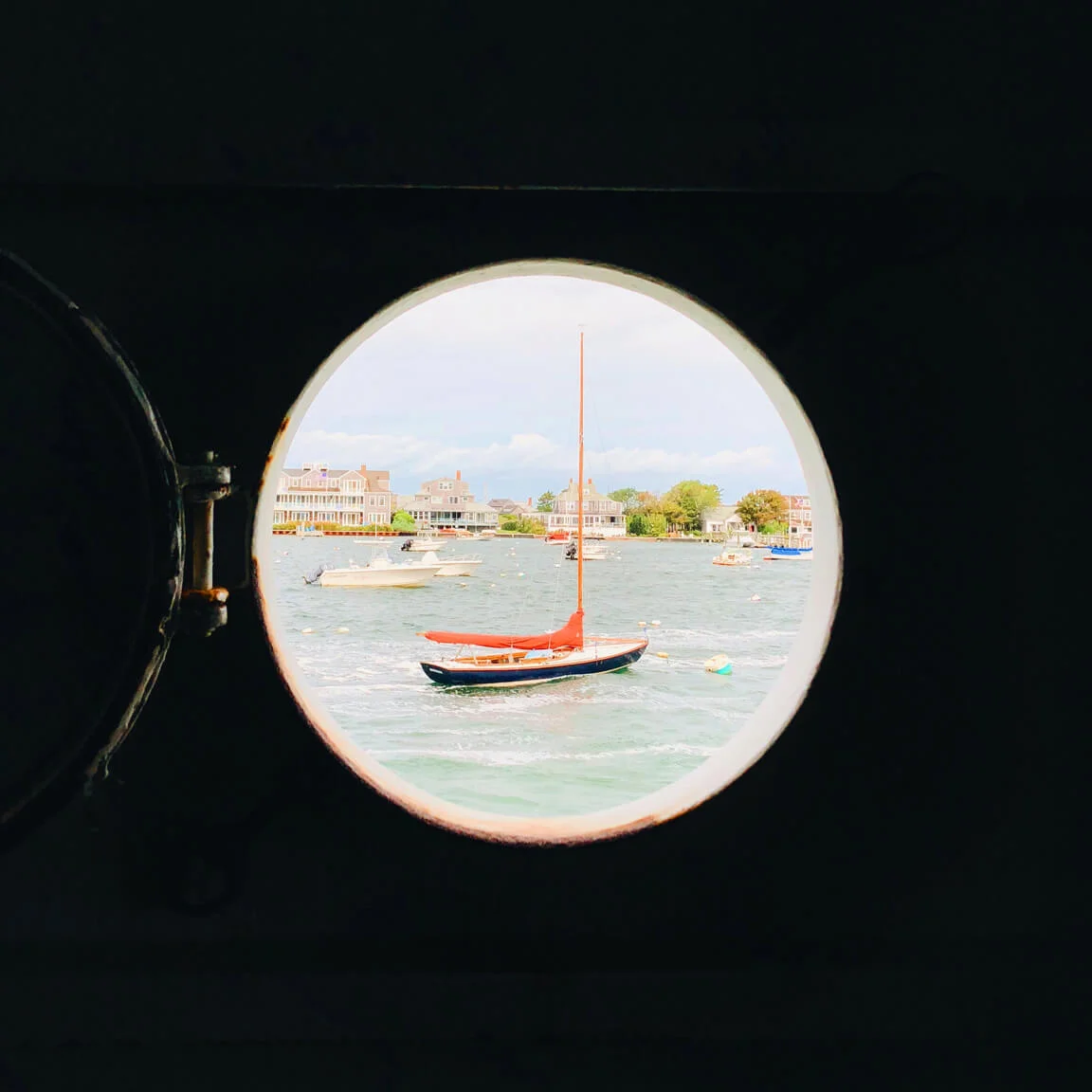 porthole.jpg
