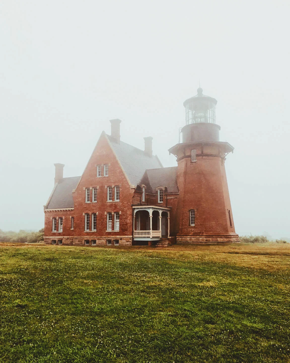 southeastlight.jpg