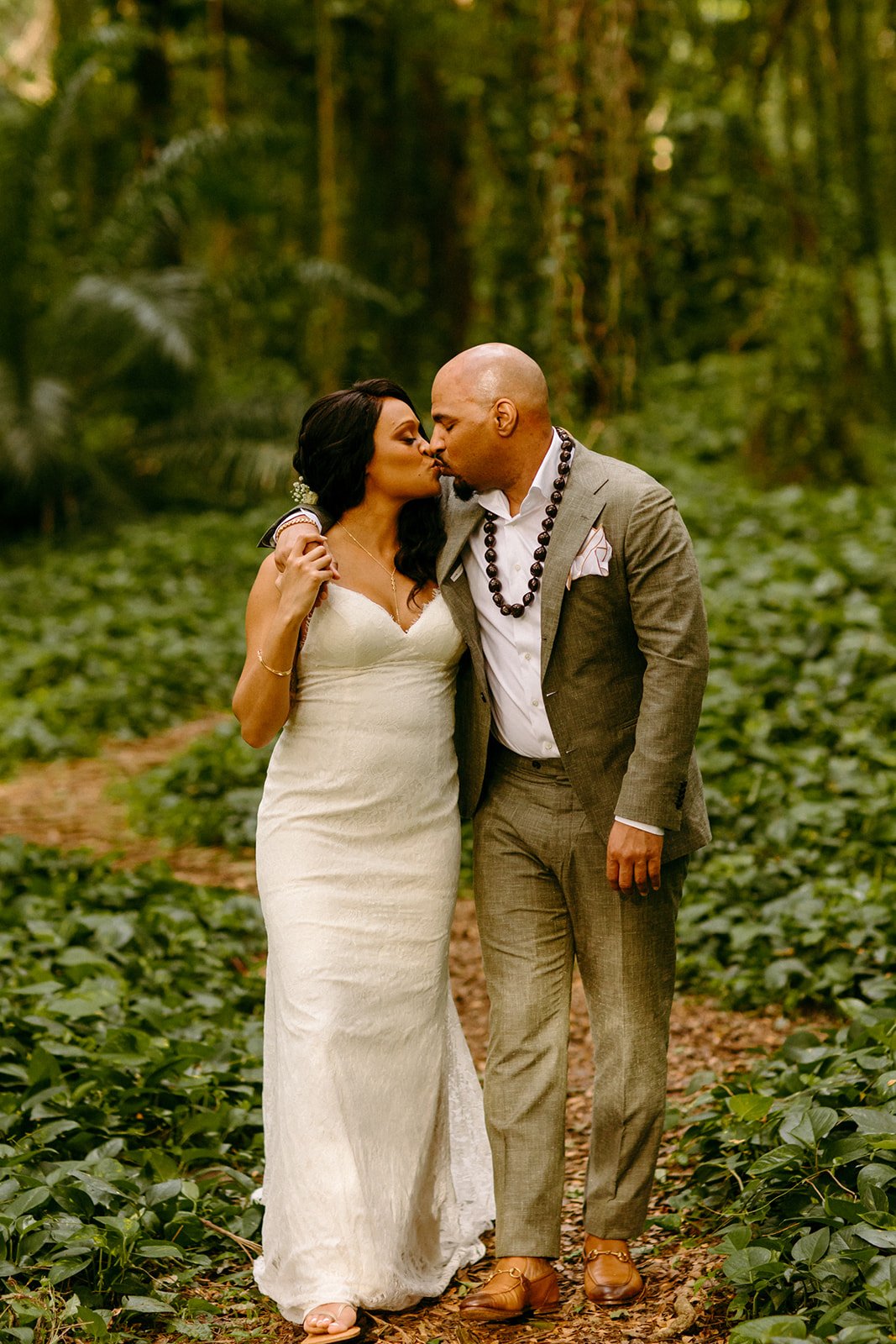 Sharae_Antonio_Maui_Micro_Wedding_Amy_Jayne_Photography-132.jpg