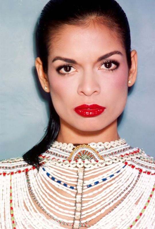 5e13ec57272d5b1ddc98a6ac50936a17--bianca-jagger-s-style.jpg