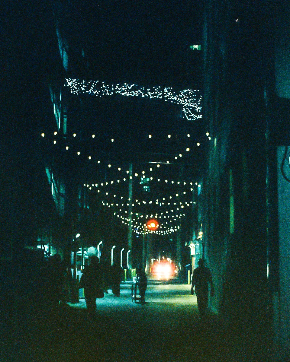 The back alley between 14th and 15th St. behind Larimer Square