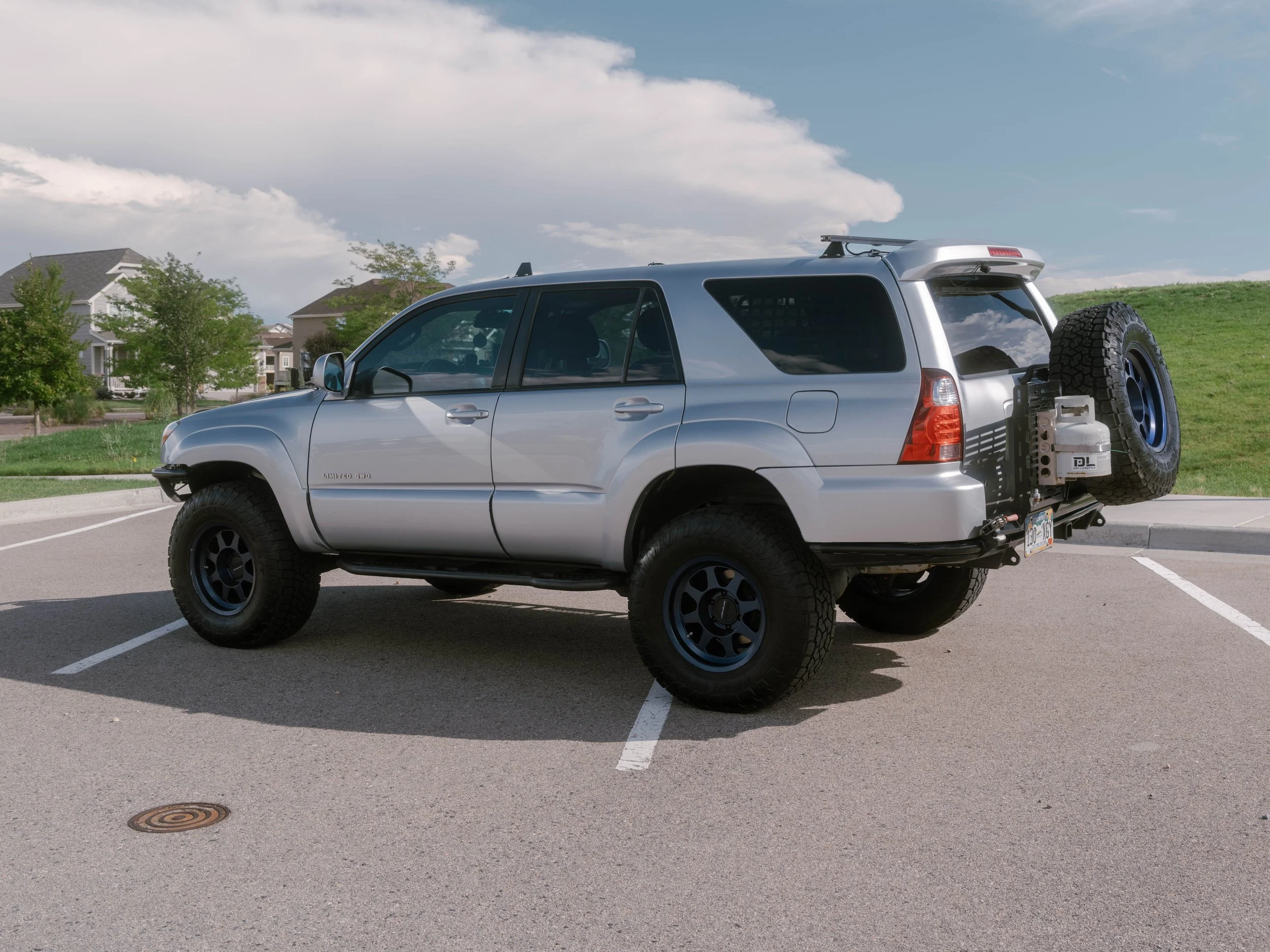 2006 Toyota 4Runner-1.jpg