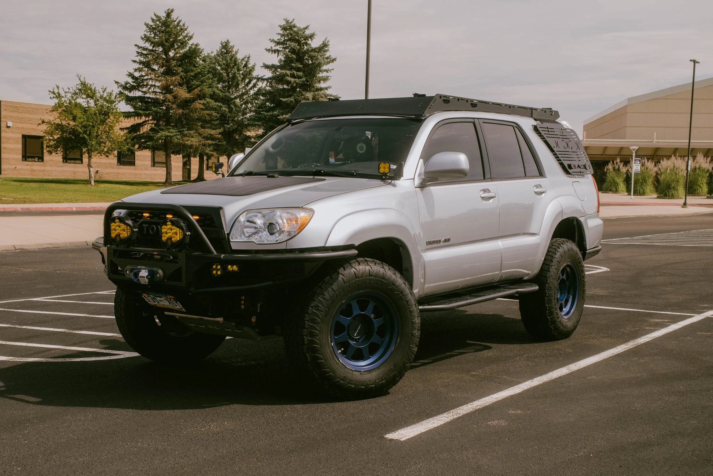 2006 Toyota 4Runner-3.jpg