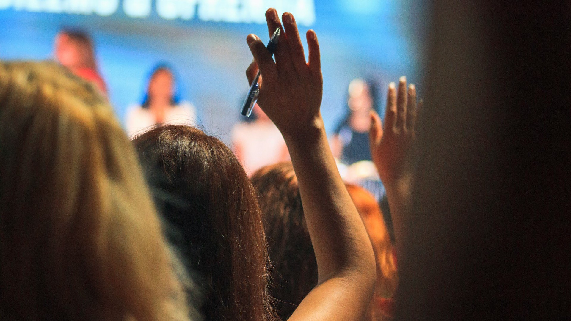 Empty Promises, No Follow-Through: How to Hold Peers Accountable Without Losing Your Confidence As the Only Woman in Leadership