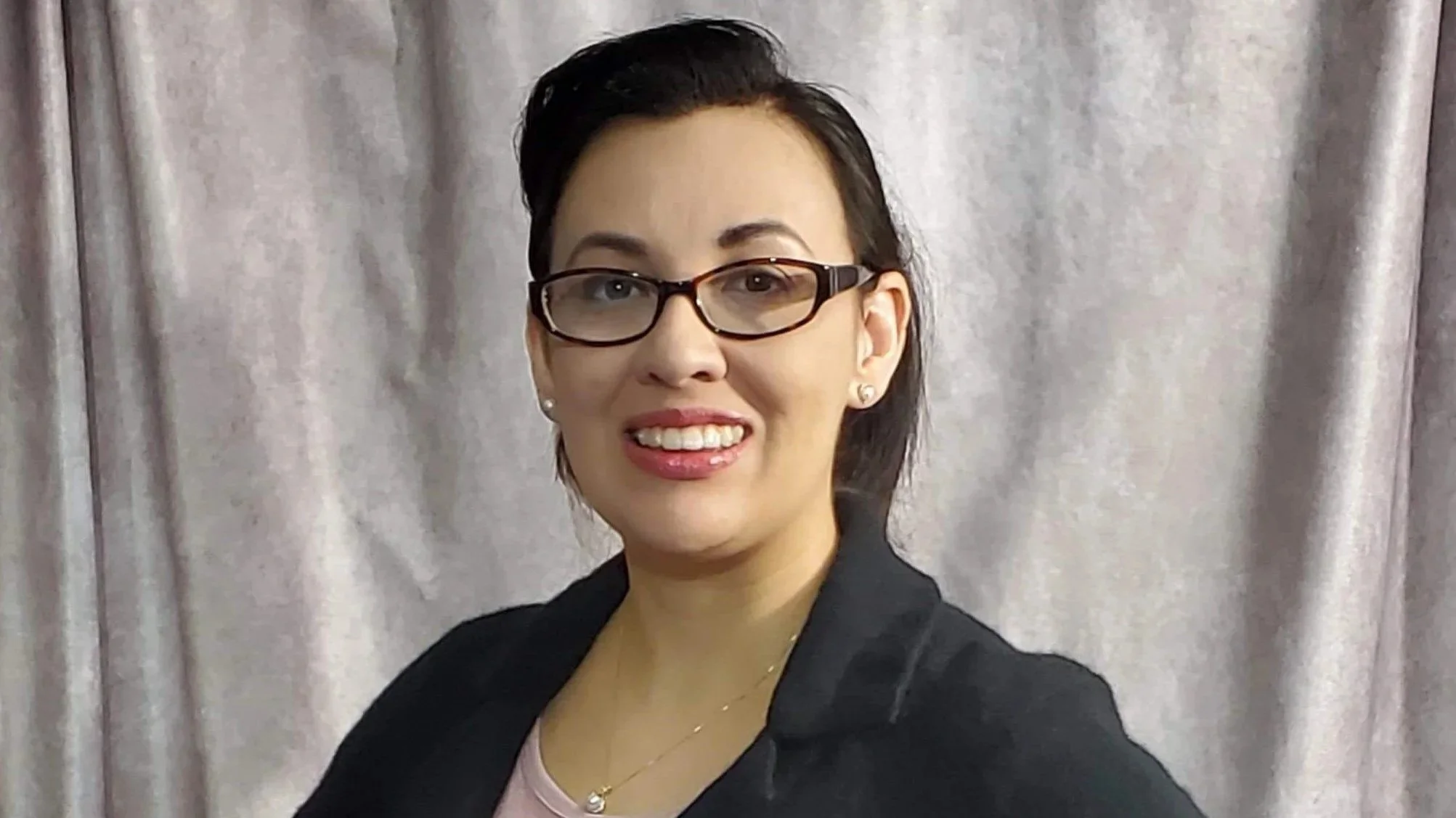 Insider - EXP Alum Velinda Shoots for the Moon