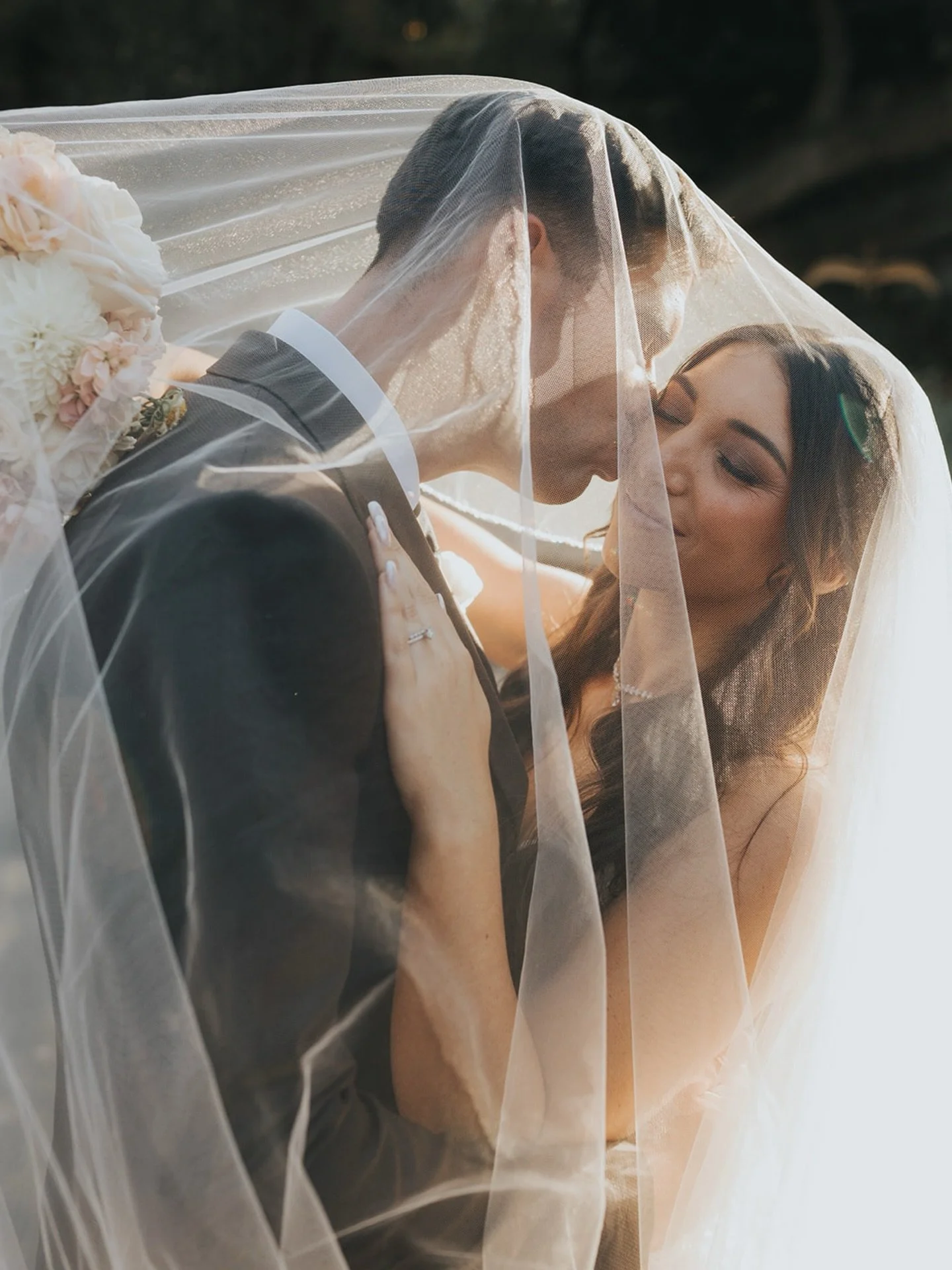 Big fans of beautiful veils and lovely people. ❤️