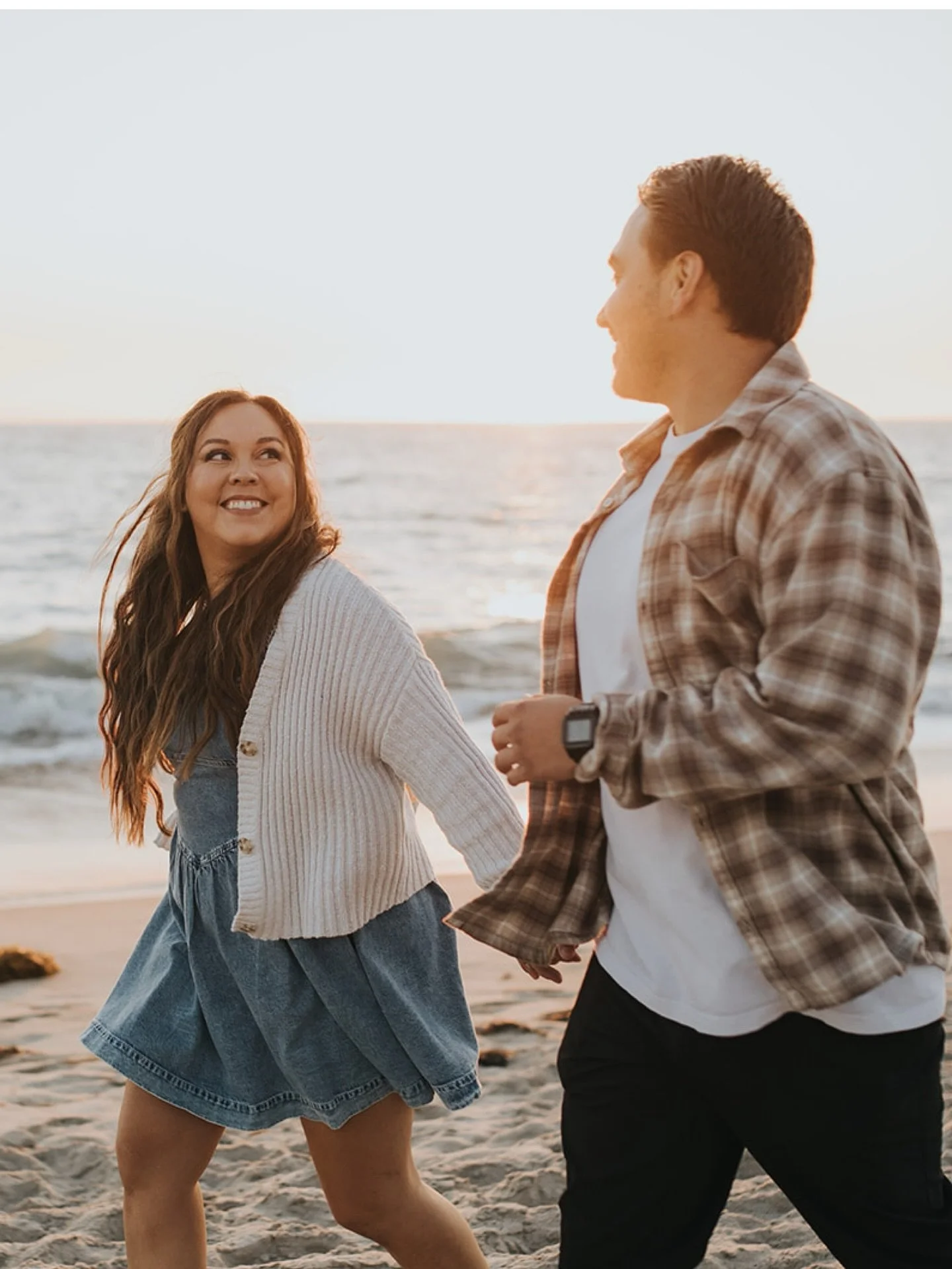 Golden hour beach vibes. 🤙 

Southern California engagement photographer wedding photographer beach engagement session Orange County wedding photographer
