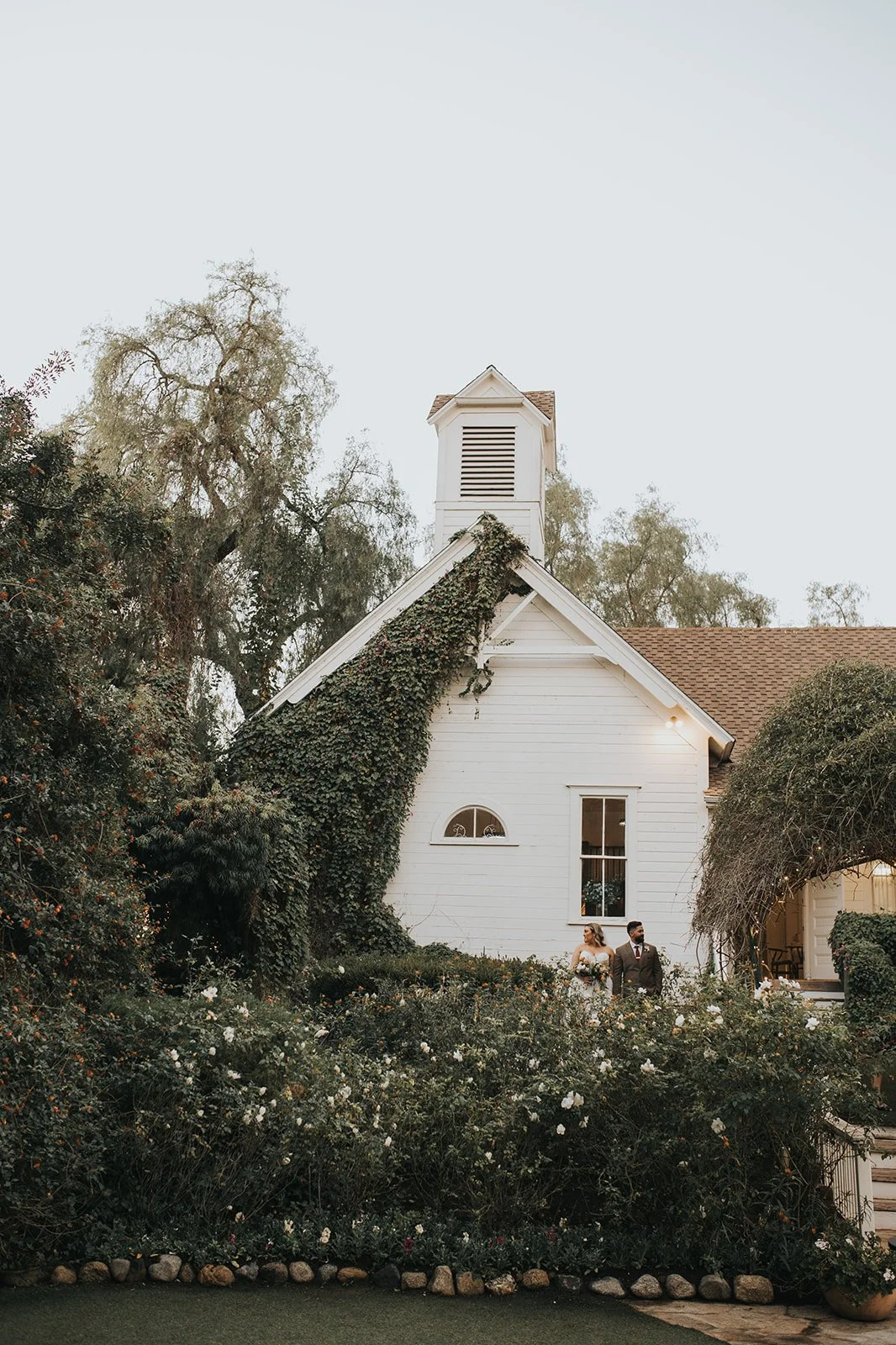 san-diego-wedding-green-gables-old-san-marcos-school-house-look.jpg