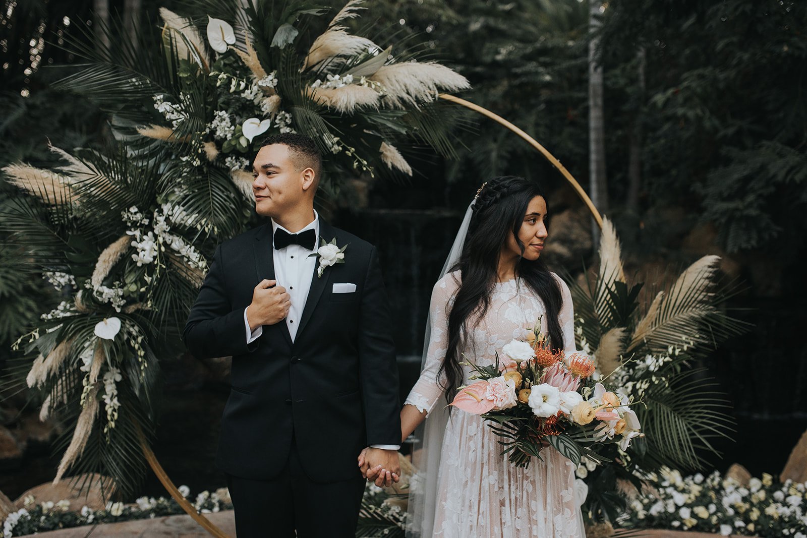 san-diego-wedding-grand-tradition-arbor-terrace-florals.jpg