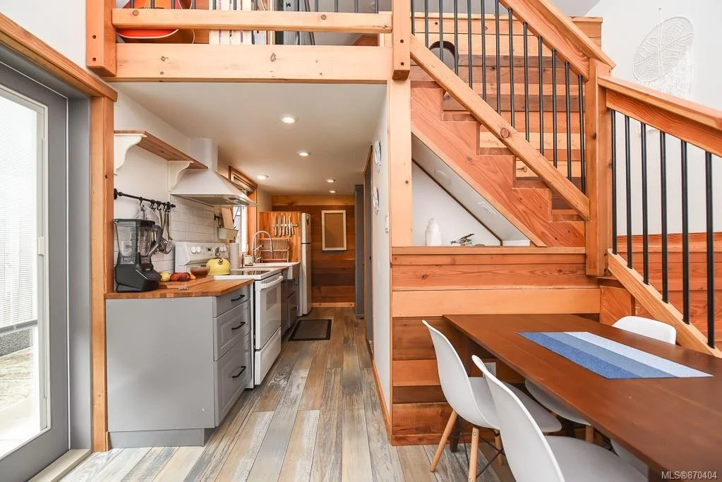 New Listing | 2719 Penrith