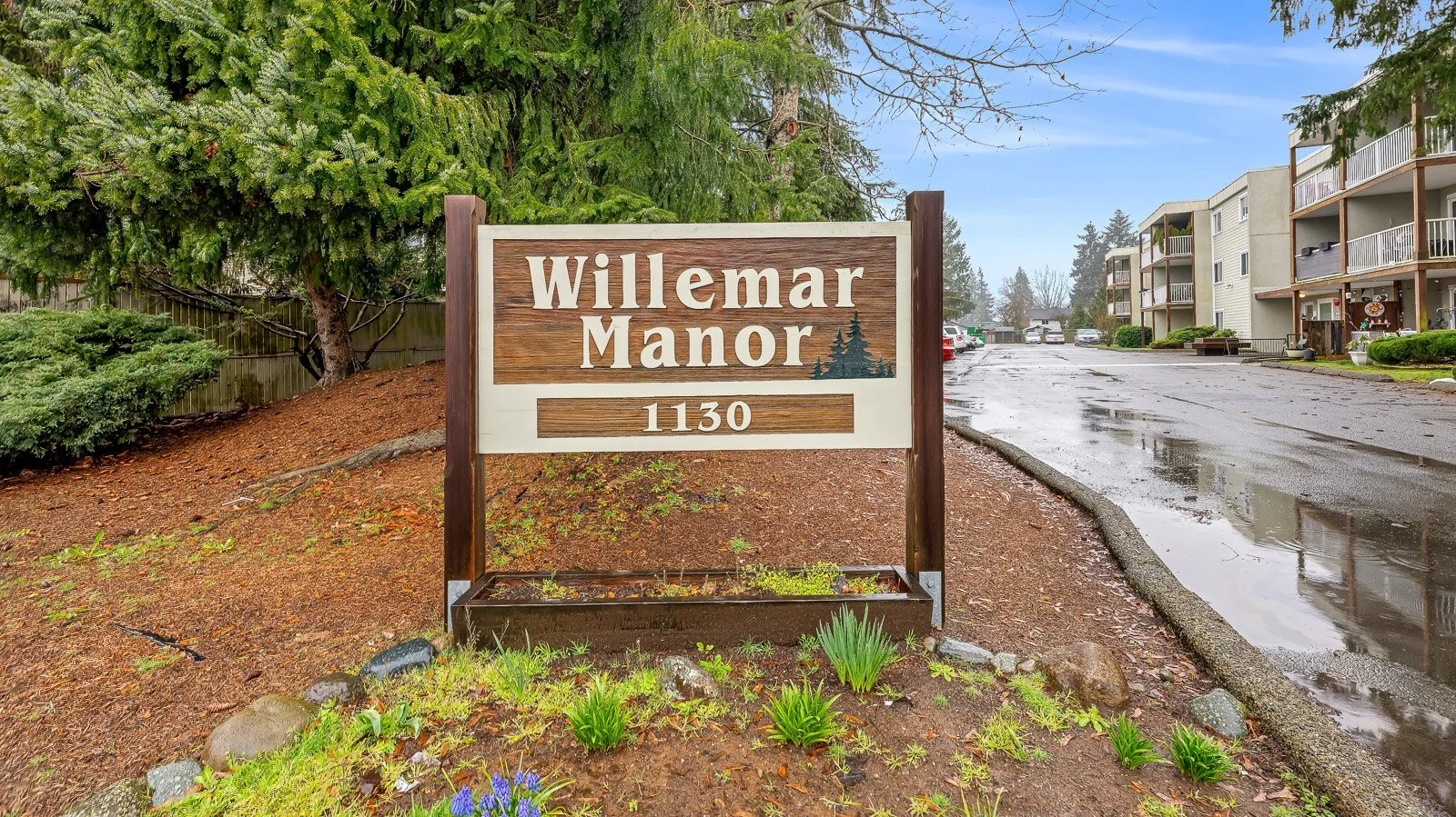 New Listing | 208 - 1130 Willemar Ave 