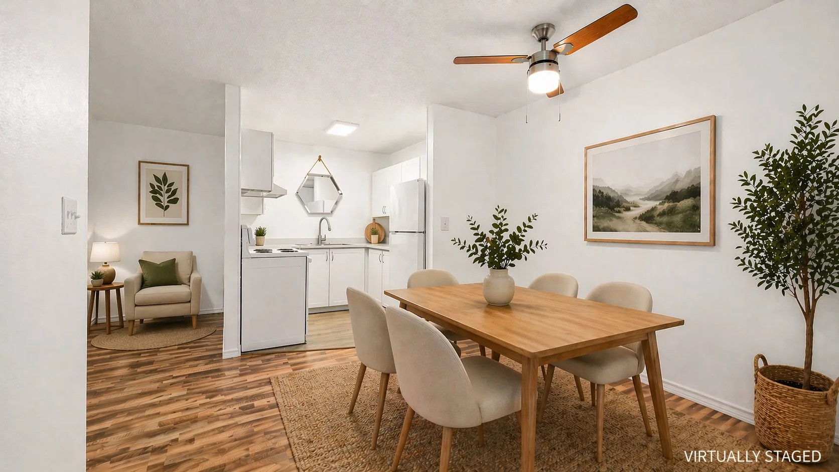 Dining room 1.jpg